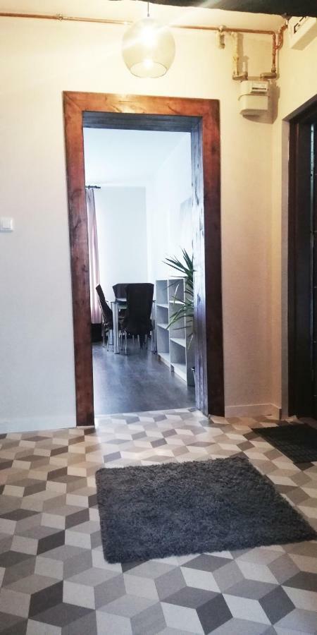 Willow Old Town Apartment กดัญสก์ ภายนอก รูปภาพ